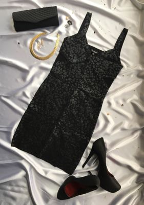 Платье Bebe