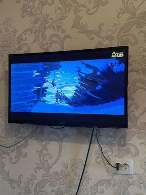 Срочно телевизор в отличном состоянии Sony