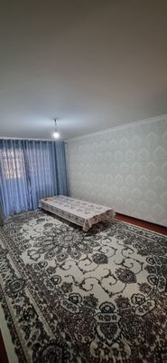 Uy sotiladi srochna bektemir tumanida