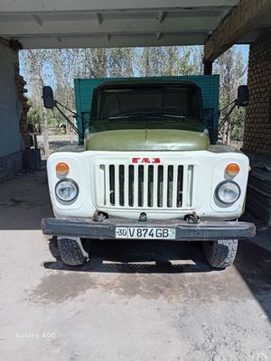 gaz 53 samasval yurib turgan pul topar mashina