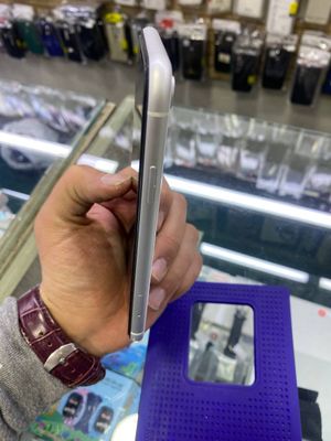IPHONE XR 128tali LLA