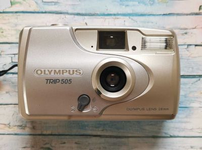 Olympus Trip 505 компактный пленочный фотоаппарат в отличном состоянии