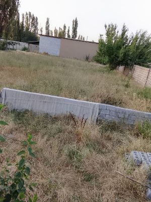 Yer sotiladi 3sotix