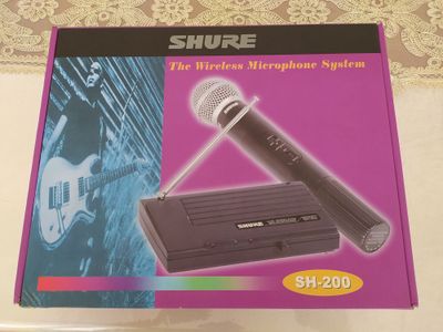 Продаётся микрофон Shure