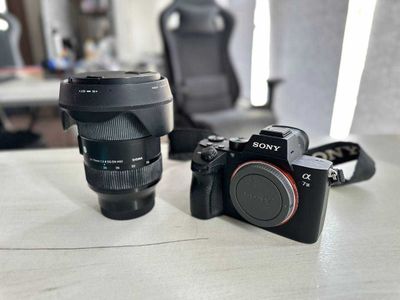 Продаю комплект: Sony A7 III + Sigma 24-70mm 2.8