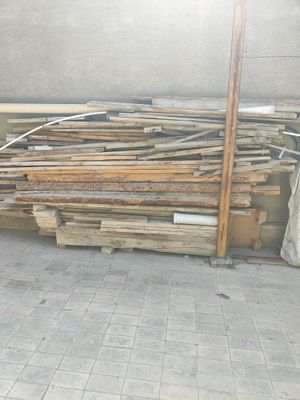 Продаются б/у балки и доски
