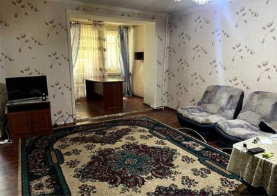 Аренда квартира Ориентир Алайский Базар 3/1/4 площадь 90м2