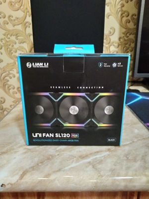 Универсальные Вентиляторы Lian Li Uni Fan SL120 ARGB BLACK
