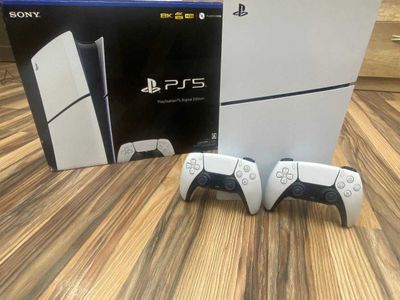 Playstation 5 slim 1tb/2 джойстика