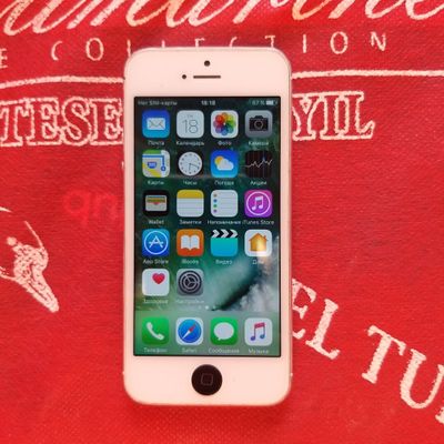 Продаеться IPhone 5 рабочий