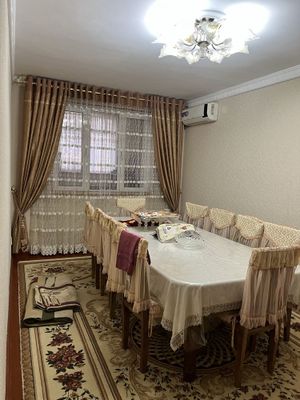 4-комн. квартира, 94м², евро-ремонт, Центр Карши, Иссик нон