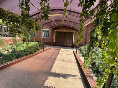 Zudlik bilan 5 sotih uchastka sotilmoqda Bodomzor
