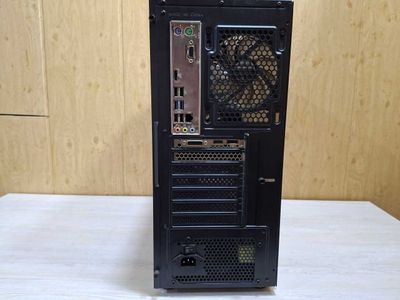 Продается игровой комплект