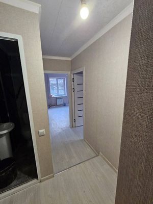 Продаётся 35м² на Наккашлыке 35квм, свежий ремонт переделанный в 2ком