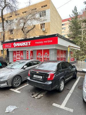 Darxon Akaycity magazin sotiladi 1 sotu