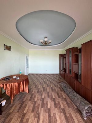 Жарарык Ибн Сино бозорча якин Тошми якин 3 хона
