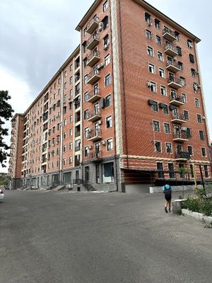 Ģuncha metro arentir zaprafkani oldi sirochna sotiladi