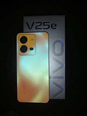 Продается телефон Vivo V25e 8+8/128 Helio g99