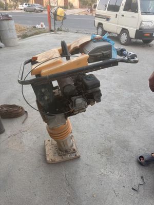 Срочно продам Кенгуру