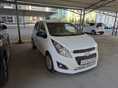 Продаю экономичный и надёжный Chevrolet Spark 2018 года выпуска.
