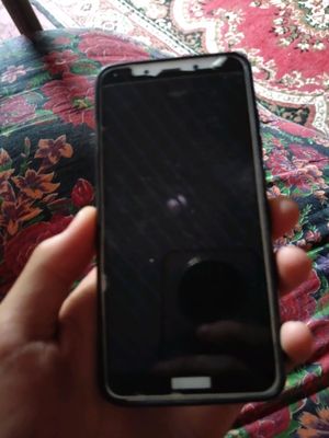 Redmi 6+ va Samsung j5 prime