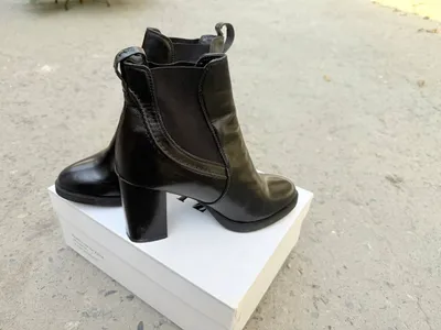 Полусапожки женские.