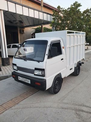 Damas labo sotiladi