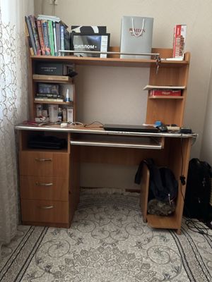Комьютерный стол