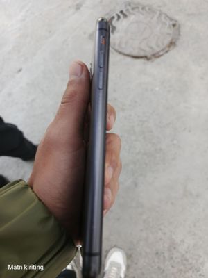 iPhone 11 128 talik srochno sotiladi