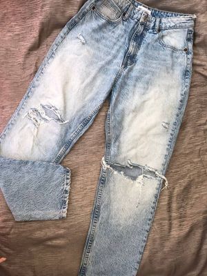 джинсы рванки Zara