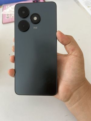 Телефон Tecno spark go 2024 срочно