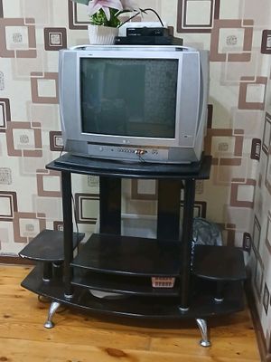 Телевизор