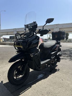 Tank ideal xolatda 175km yurgan olasiz xaydisiz ishi yo Blutoth bor