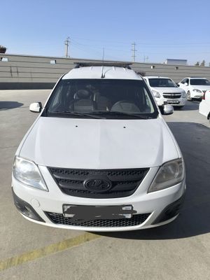 Sotiladi Lada Largus