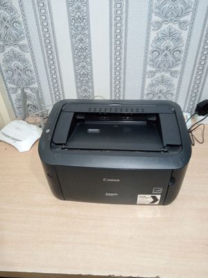 Canon lbp 6030B в отличном состоянии.