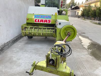 Claas markant 55