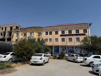 Qashqadaryo viloyatida Savdo va ishlab chiqarish binosi sotiladi