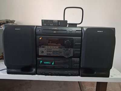 Sony g80