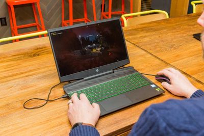 Hp pavilion gaming i5 1660Ti