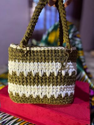 TOʻQILGAN SUMKA