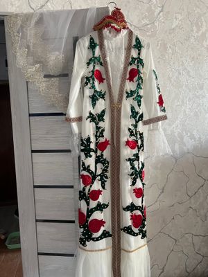 Ансамбль двойка+сари+тиллакош