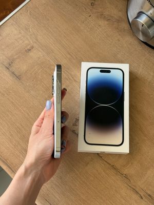 Продаю белый iPhone 14Prо 256
