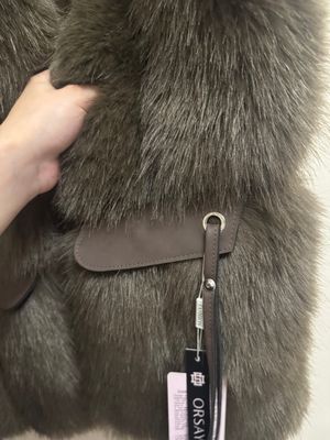 Меховая безрукавка — стильно, тепло, комфортно!