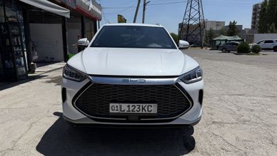 BYD SONG PLUS AWD Flagship (1,5 Ti Турбо)