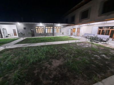 Yangi toshmida joylashgan dacha sotiladi