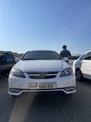 Жентра сотилади.