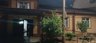 Ховли сотилади Чилонзор катта козирабод 3.8 сотих ховли