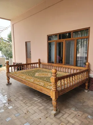 Чорпоя сотилади , холати янгидек