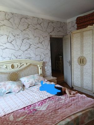 Миробод туманида 2 хонали квартира ижарага берилади.