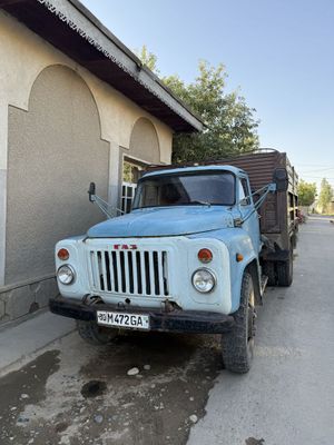 Газ 53 самасвал сотилади метанда